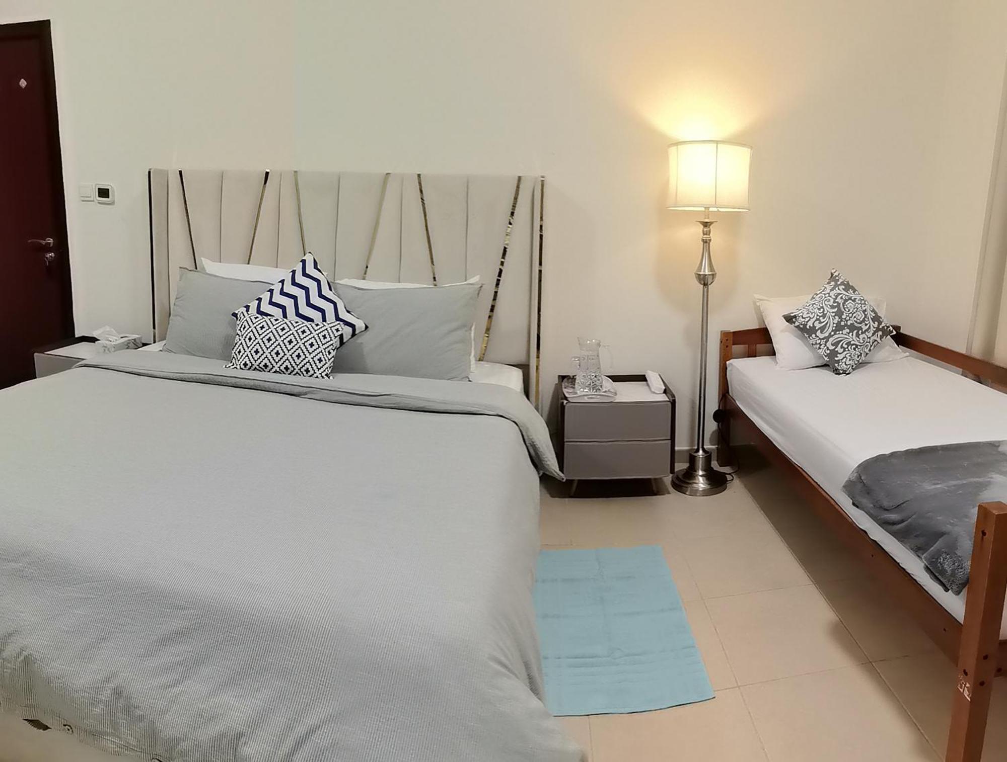 Ahlan New Horizon Jbr Hotel Dubai Buitenkant foto